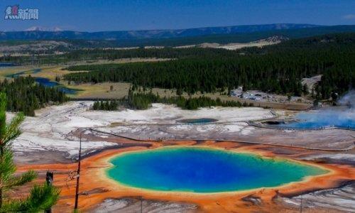Yellowstone National Park Grand Prismatic Spring Md