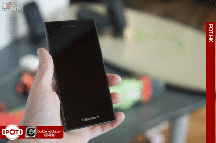 blackberry-leap-is-available_bbc_pot_02