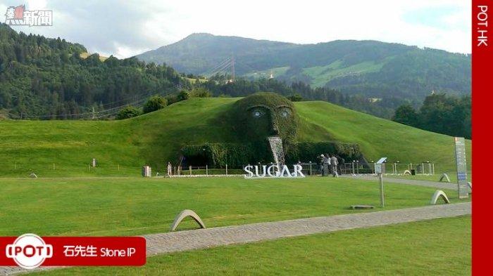 從 SWAROVSKI 在手機產品上的策略看「Sugar」