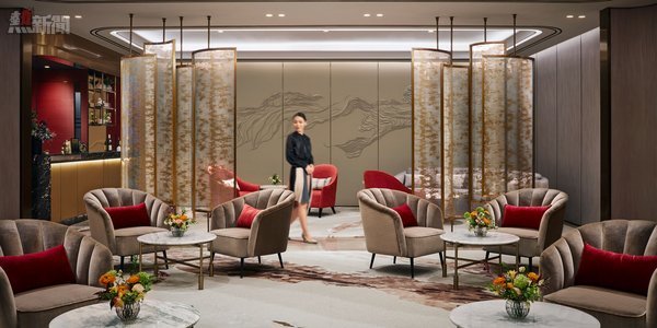 香港置地廣塲全新的BESPOKE雋環貴賓室呈獻無與倫比的尊尚服務，包括米芝蓮星級餐飲美饌、私人貴賓室和室內酒吧。