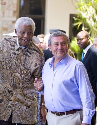Nelson Mandela and Sol Kerzner (OneOnly Cape Town Launch)