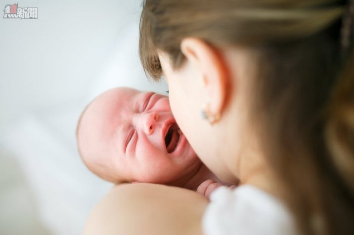 【母乳新知】新手媽媽不需著急　了解「嬰兒主導式含乳」