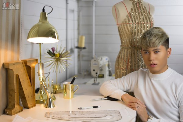 金沙澳門時裝週將展示澳門本地設計師羅偉傑的2019春夏系列。羅偉傑是首位登上《Vogue》雜誌的澳門設計師，他亦曾參與過倫敦時裝週。