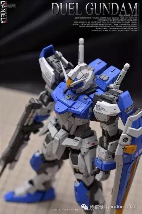 根大木秀：沒有屍裝也一樣帥氣的決鬥高達